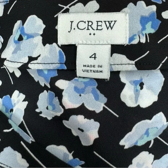 JCrew Factory Top w/smocked sleeves and covered buttons-SZ 4 - Picture 8 of 12